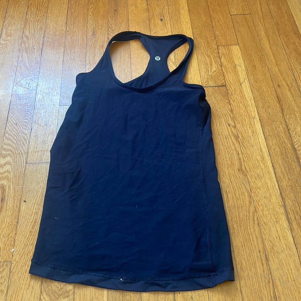 Lululemon tank size 6 navy blue